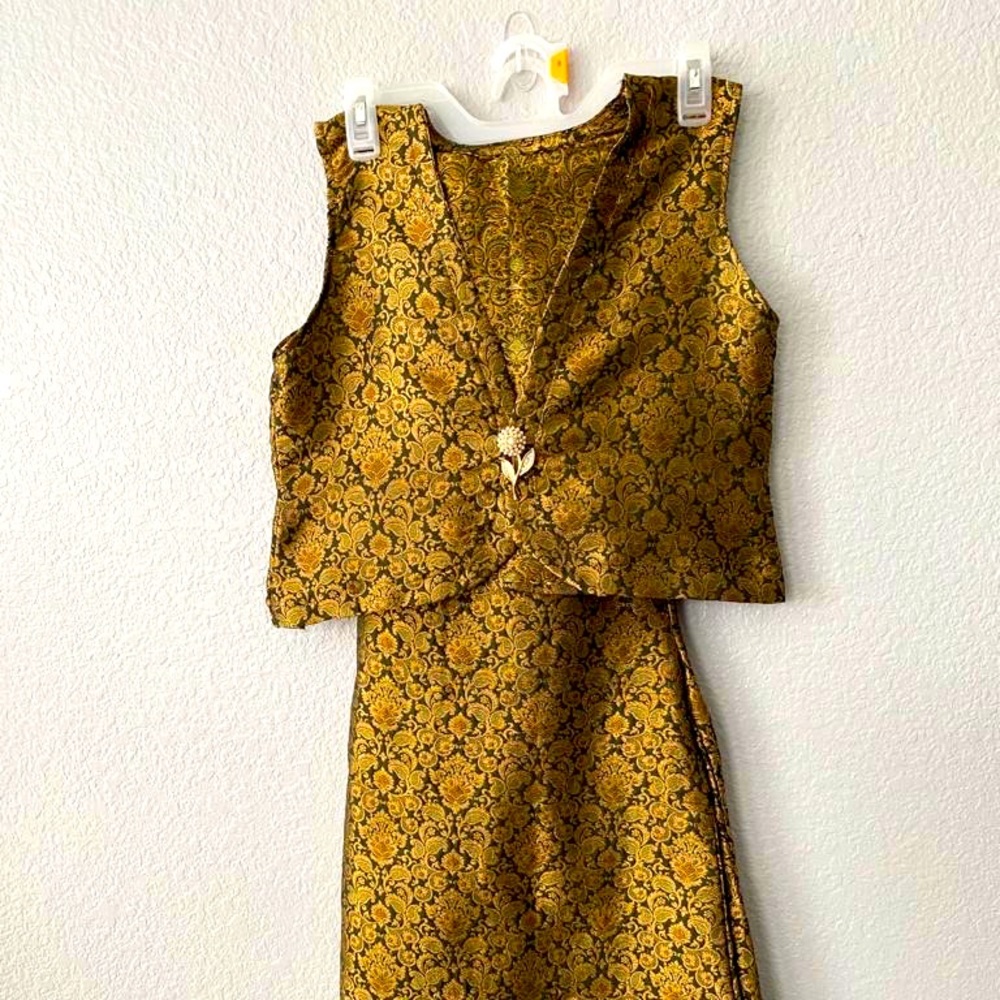 Desi suit
